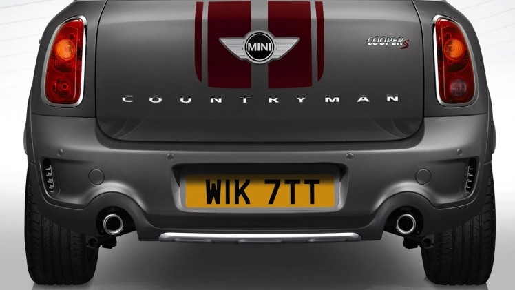 Mini Countryman in juli naar Nederland in de exclusieve Park Lane of Park Lane Chili editie, een speciale uitvoering met specifieke in- en exterieurdetails.