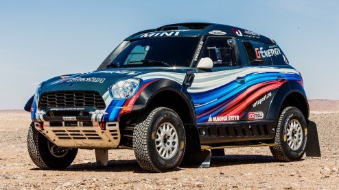 De komende drie edities van de Dakar Rally rijden er in ieder geval Minis mee. Ze moeten het succes van de voorgaande jaren voort gaan zetten.