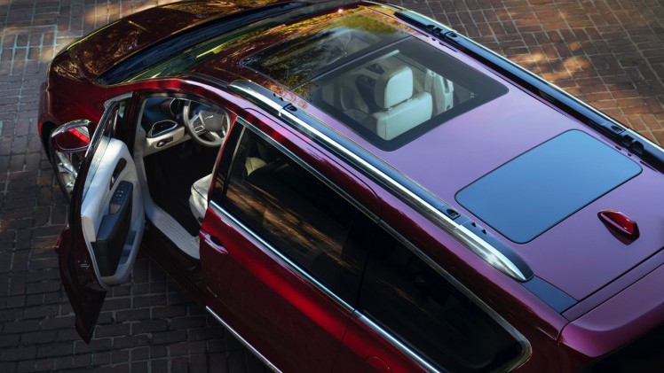 De Chrysler Town & Country en Voyager krijgen een opvolger in de vorm van een nieuwe oude bekende: de Pacifica. Als eerste MPV is deze Chrysler er ook als plug-in hybride.