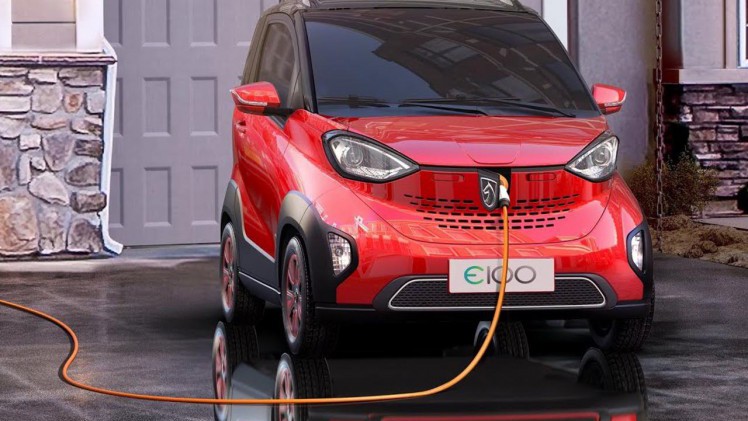 Het Chinese merk Baojun lanceert met de E100 een minuscule elektrische tweezitter.