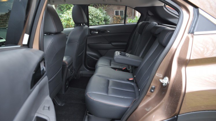 Mitsubishi plaatst tussen de ASX en Outlander een derde SUV, de Eclipse Cross.
