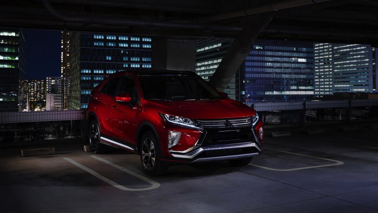 Mitsubishi heeft het doek getrokken van de Eclipse Cross, de volledig nieuwe SUV van het merk. Wat heeft het nieuwe broertje van de ASX en Outlander in zijn mars?