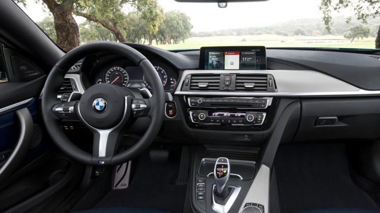 BMW geeft de BMW 4 Serie een modeljaarupdate. De wijzigingen zijn te miniem om te spreken van een facelift, maar er is zeker wat veranderd. Ook voor andere BMW-modellen zijn er kleine wijzigingen.