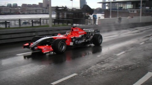 Zondag 20 augustus was de dag dat autoraceminnend Nederland zijn hart op kon halen in Rotterdam bij de Bavaria City Racing. Autovandaag was aanwezig op dit racespektakel en heeft speciaal voor jullie 