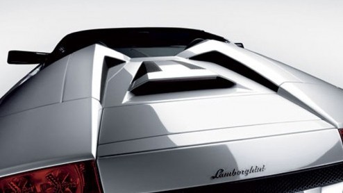 Het is wit, heeft een 6,5 liter V12 en je kunt het dak eraf halen. Juist, de Lamborghini Murcielago LP640 Roadster.