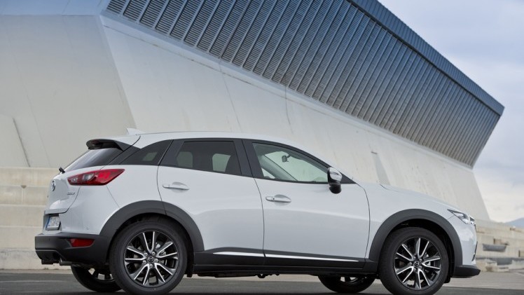 Nieuwe Mazda CX-3 is er vanaf 20.990 euro, maar de SkyLease GT dieselversie start bij 28.290 euro terwijl de populaire benzineversie GT-M op 27.490 euro uit komt.