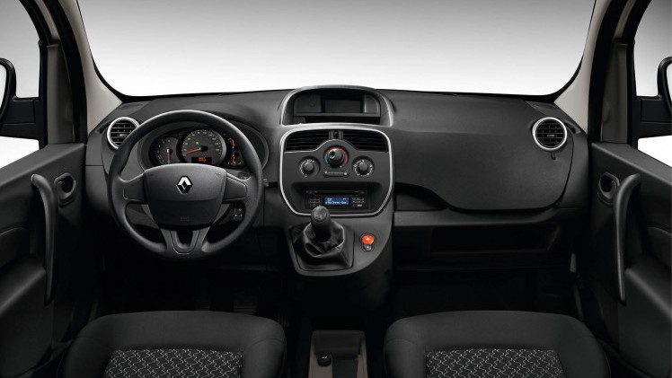 Renault naar BedrijfsautoRAI met Kangoo Express, Trafic Formula Edition en Alaskan Pickup concept.