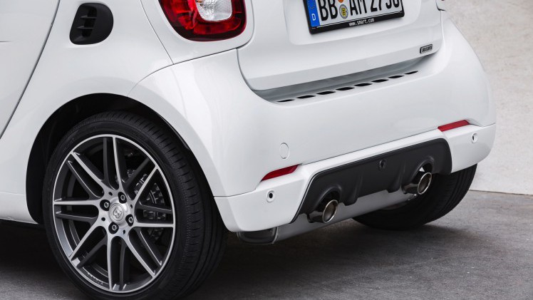 Smart introduceert nieuwe BRABUS fortwo en BRABUS forfour. Ze worden beiden ook leverbaar als BRABUS Xclusive met nog meer luxe. Het duo beschikt over een 109 pk sterke turbmomotor en twinamic.