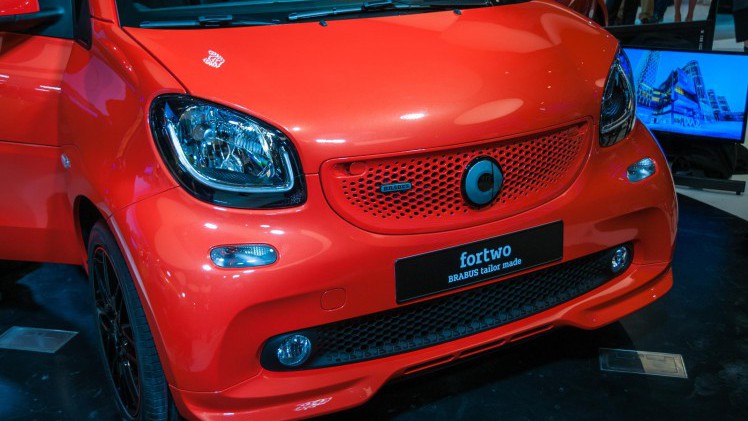 Smart introduceert nieuwe BRABUS fortwo en BRABUS forfour. Ze worden beiden ook leverbaar als BRABUS Xclusive met nog meer luxe. Het duo beschikt over een 109 pk sterke turbmomotor en twinamic.