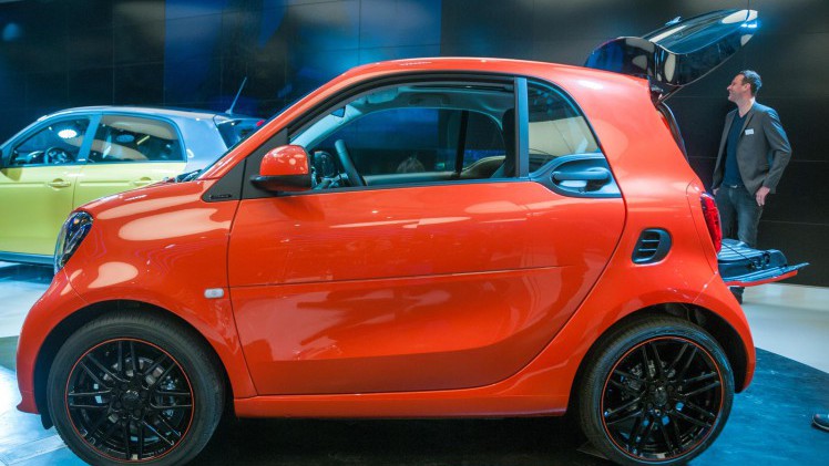 Smart introduceert nieuwe BRABUS fortwo en BRABUS forfour. Ze worden beiden ook leverbaar als BRABUS Xclusive met nog meer luxe. Het duo beschikt over een 109 pk sterke turbmomotor en twinamic.