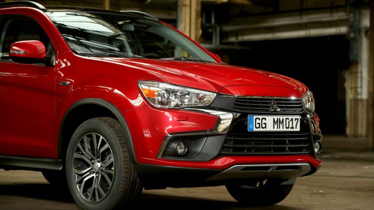 Vernieuwde Mitsubishi ASX komt na de zomer 2016 naar Nederland. De compacte SUV krijgt een echte facelift met nieuw Dynamic Shield gezicht en verbeterd interieur.
