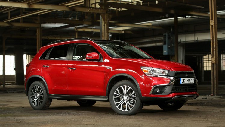 Vernieuwde Mitsubishi ASX komt na de zomer 2016 naar Nederland. De compacte SUV krijgt een echte facelift met nieuw Dynamic Shield gezicht en verbeterd interieur.
