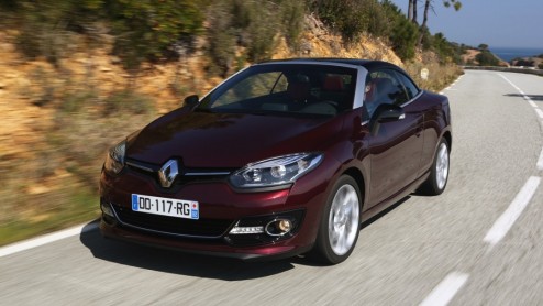 Autotest vernieuwde Renault Mgane Coup-Cabriolet TCe130 met nieuwe 1.2 liter turbomotor. De Mgane CC test is gereden met de dCi 130.