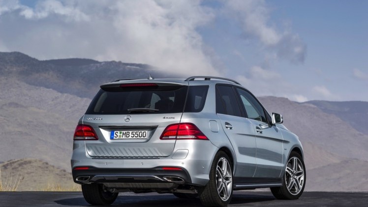 Debuut facelift M-Klasse als Mercedes GLE met nieuwe GLE 500e plug-in hybride en AMG-varianten.
