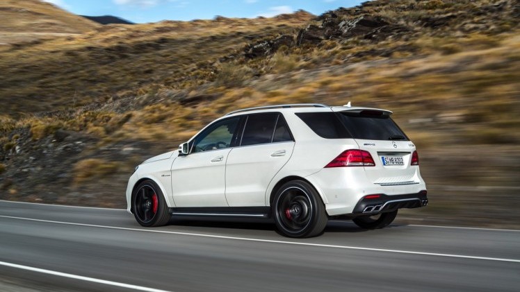 Debuut facelift M-Klasse als Mercedes GLE met nieuwe GLE 500e plug-in hybride en AMG-varianten.