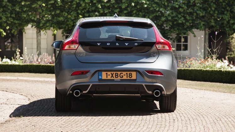 Vernieuwd motorenpalet Volvo V40 met 150 pk D3 dieselmotor en nieuwe T2 en T3 2.0 of 1.5 liter motor, afhankelijk van de gekozen transmissie.