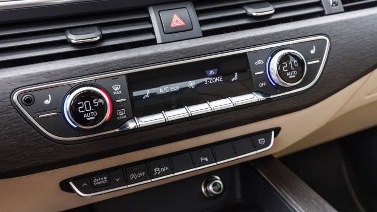 Autotest nieuwe Audi A4 2.0 TFSI 190 pk S tronic, de zuinige sportsedan met 20% bijtelling. Hij staat samen met de A4 3.0 TDI quattro garant voor sportieve prestaties en veel innovaties.