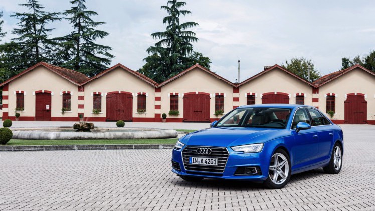 Autotest nieuwe Audi A4 2.0 TFSI 190 pk S tronic, de zuinige sportsedan met 20% bijtelling. Hij staat samen met de A4 3.0 TDI quattro garant voor sportieve prestaties en veel innovaties.