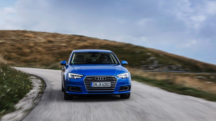 Autotest nieuwe Audi A4 2.0 TFSI 190 pk S tronic, de zuinige sportsedan met 20% bijtelling. Hij staat samen met de A4 3.0 TDI quattro garant voor sportieve prestaties en veel innovaties.