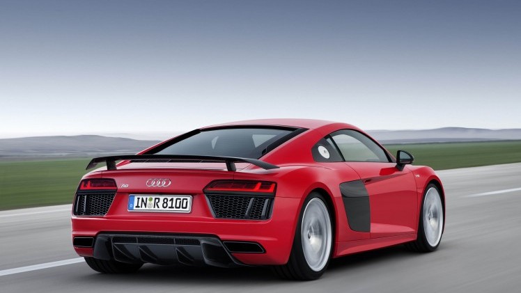 De tweede generatie Audi R8 ziet het licht en komt ook als R8 e-tron. Die heeft 450 km actieradius en zal zijn techniek gaan delen met een sedanmodel.