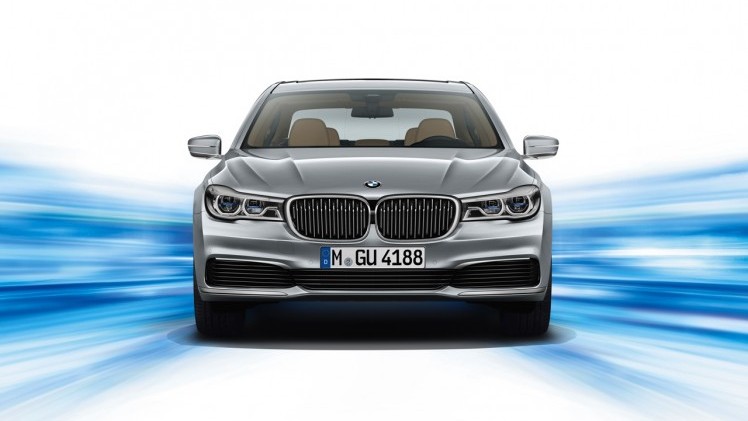 Dit is de nieuwe BMW 7 Serie, die vanaf 24 oktober bij de dealer komt te staan. Tegelijk met de onthulling zijn ook de prijzen bekend gemaakt.