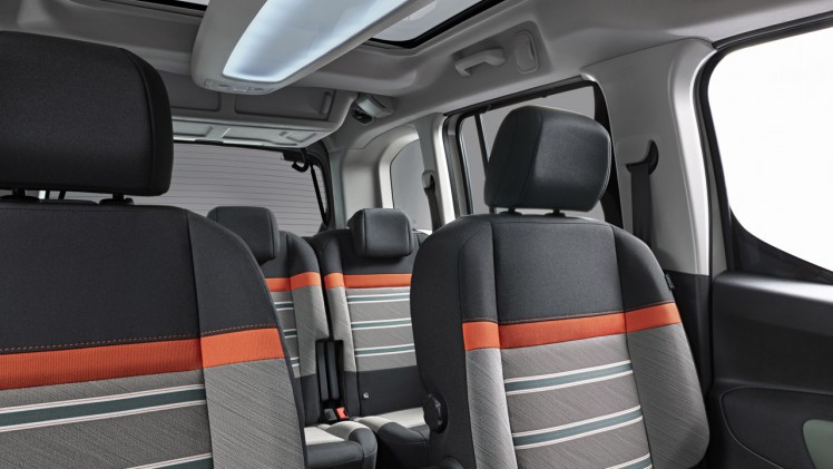 Citroen lanceert de nieuwe Berlingo en loopt voor op de nieuwe Peugeot Partner en Opel Combo.