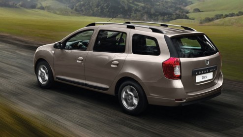 Dacia heeft een prijskaartje gehangen aan de nieuwe Logan MCV. De station met een enorme bagageruimte is er vanaf 11.990 euro en staat vanaf medio november in de showroom.