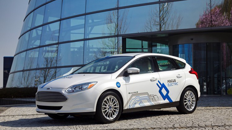 Ford introduceert in 2016 de vernieuwde Focus Electric en zet dertien nieuwe modellen met elektrische aandrijving op de agenda voor het jaar 2020.