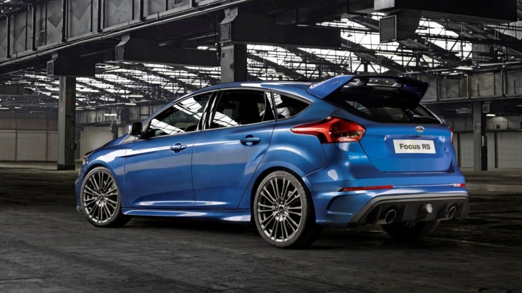 Nieuwe Ford Focus RS gepresenteerd met 320 pk en vierwielaandrijving. Introductie op Autosalon van Genve 2015.