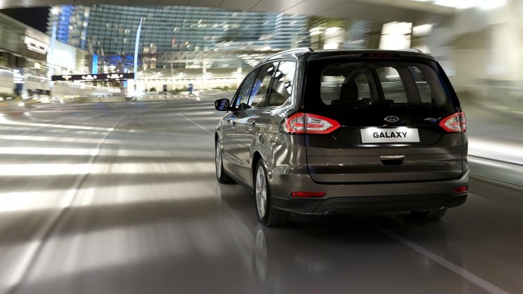 Nieuwe Ford Galaxy is veelzijdiger en voordeliger met nieuwe EcoBoost motoren en AWD.