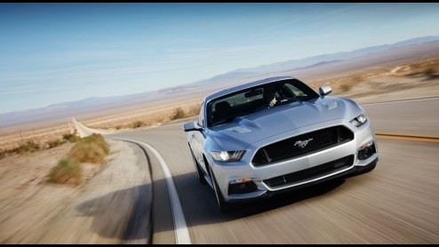 Ford heeft de nieuwe Mustang onthuld. De Mustang zal voor het eerst, na vijftig jaar van productie, ook in Europa via de officile kanalen te koop komen.