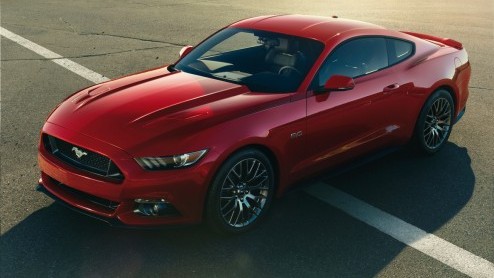 Ford heeft de nieuwe Mustang onthuld. De Mustang zal voor het eerst, na vijftig jaar van productie, ook in Europa via de officile kanalen te koop komen.