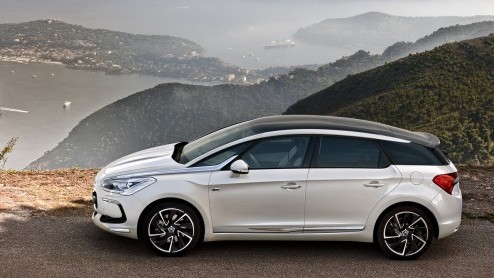 Tussen al het Detroit-nieuws ook nog gewoon een nieuwtje vanuit ons continent. Citron kondigt twee nieuwe HDi-motoren aan voor de DS5: een BlueHDi 120 en een BlueHDI 180.