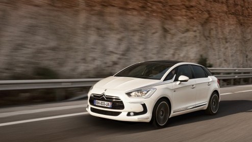 Tussen al het Detroit-nieuws ook nog gewoon een nieuwtje vanuit ons continent. Citron kondigt twee nieuwe HDi-motoren aan voor de DS5: een BlueHDi 120 en een BlueHDI 180.