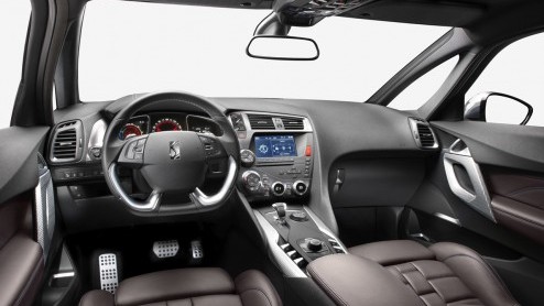 Tussen al het Detroit-nieuws ook nog gewoon een nieuwtje vanuit ons continent. Citron kondigt twee nieuwe HDi-motoren aan voor de DS5: een BlueHDi 120 en een BlueHDI 180.