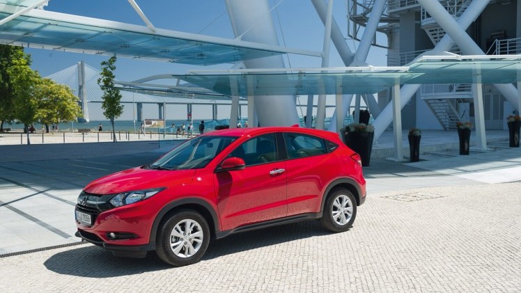 Honda HR-V autotest: de nieuwe compacte cross-over heeft de ruimte van een veel grotere en staat merk sterke motoren potent in de markt.