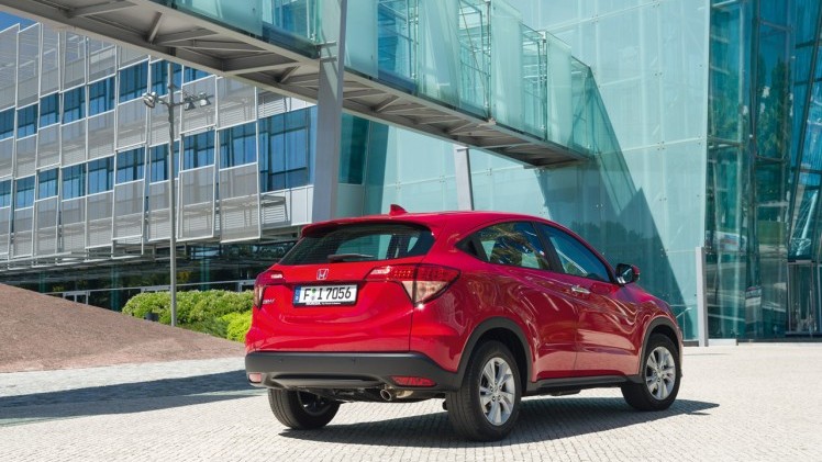 Honda HR-V autotest: de nieuwe compacte cross-over heeft de ruimte van een veel grotere en staat merk sterke motoren potent in de markt.