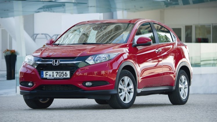 Honda HR-V autotest: de nieuwe compacte cross-over heeft de ruimte van een veel grotere en staat merk sterke motoren potent in de markt.