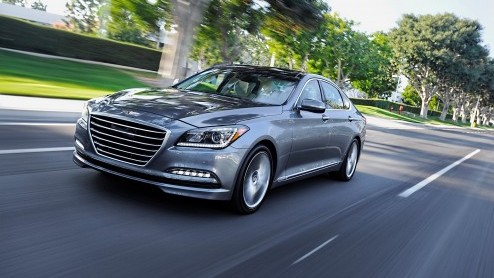 Vlaggenschip Hyundai Genesis V8 toch ook een heel klein beetje bedoeld voor Europa.