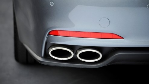 Vlaggenschip Hyundai Genesis V8 toch ook een heel klein beetje bedoeld voor Europa.