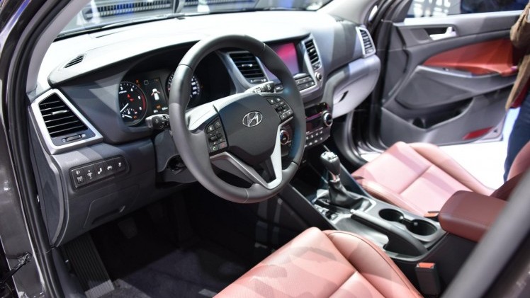 Hyundai zet presentatie Tucson kracht bij met Tucson 48V Hybrid Concept en Tucson 1.7 CRDi plug-in hybride