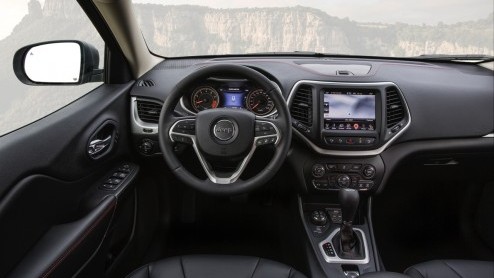 Test nieuwe Jeep Cherokee Longitude 2.0 Turbodiesel en Cherokee 3.2 V6 Limited Pentastar.
