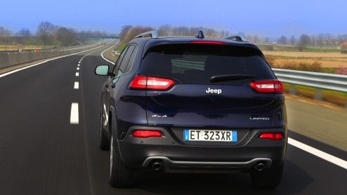 Test nieuwe Jeep Cherokee Longitude 2.0 Turbodiesel en Cherokee 3.2 V6 Limited Pentastar.