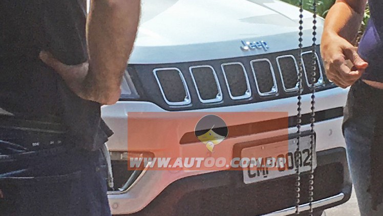 De nieuwe Jeep Compass, die de huidige Compass en Patriot gaat vervangen, is gespot tijdens een photoshoot in Brazili, waardoor we nu al weten hoe hij eruit komt te zien.