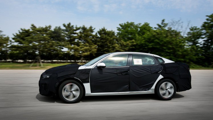 Nieuwe Kia Optima ook als plug-in hybride op de markt. De Optima PHEV verschijnt in 2016 in Nederland, naast de Optima GT en Optima Wagon.