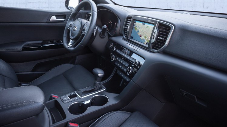 Nieuwe Kia Sportage komt in het eerste kwartaal van 2016 naar Nederland en is voor het eerst leverbaar als GT-Line in combinatie met de 1.6 T-GDI motor.