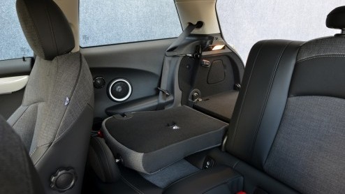 Test nieuwe MINI Cooper 2014, Born in Born.