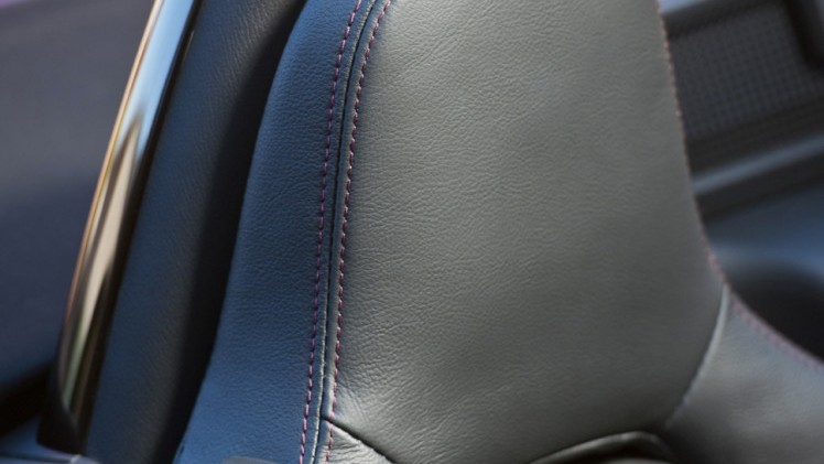 Nieuwe Mazda MX-5 alleen handgeschakeld naar Nederland met 1.5 of 2.0 liter SkyAciv-G benzinemotor.