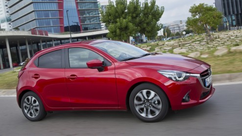 Vanafprijs nieuwe Mazda2 komt op 14.490 euro, met standaard vijf deuren en 20% bijtelling.