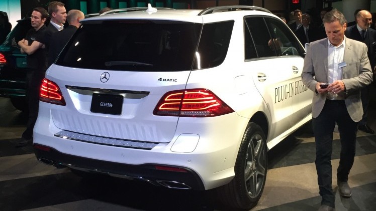 Mercedes GLE maakt zijn Nederlandse debuut in september en komt als plug-in hybride GLE 500e naar Nederland met 14% bijtelling.